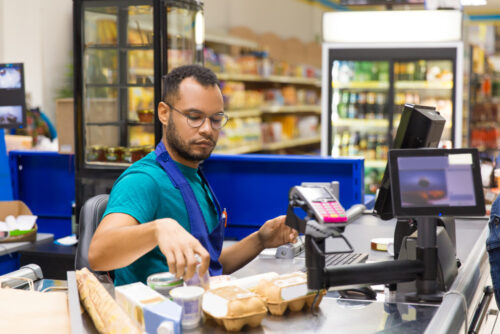 Perbandingan Aplikasi Kasir Loyverse dan POST untuk UMKM